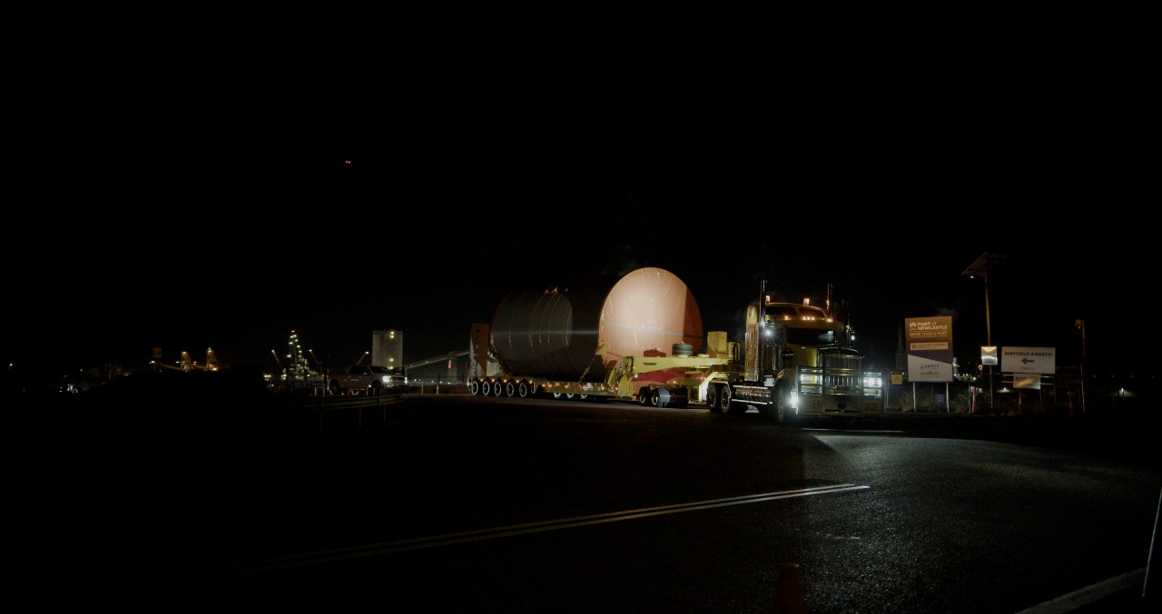 Overmass equipment being moved at the Port of Newcastle. Credit: Port of Newcastle