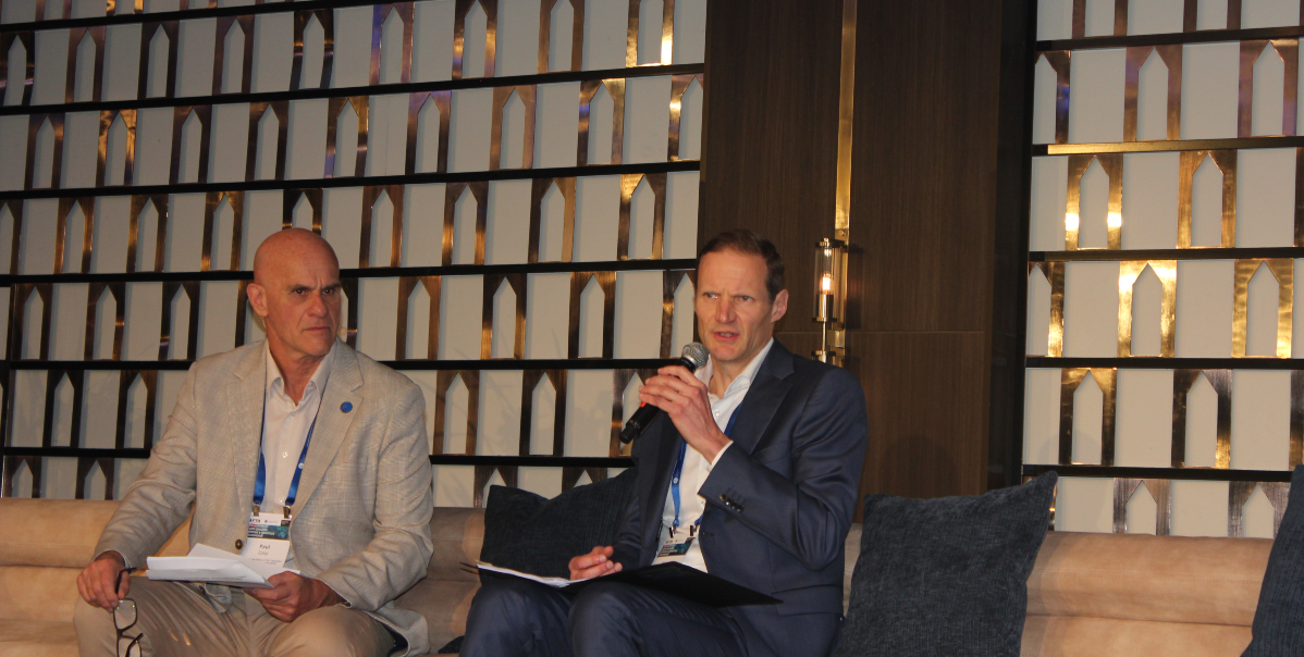 Simon Clayton (right) speaks with Paul Zalai. Credit: David Sexton/DCN