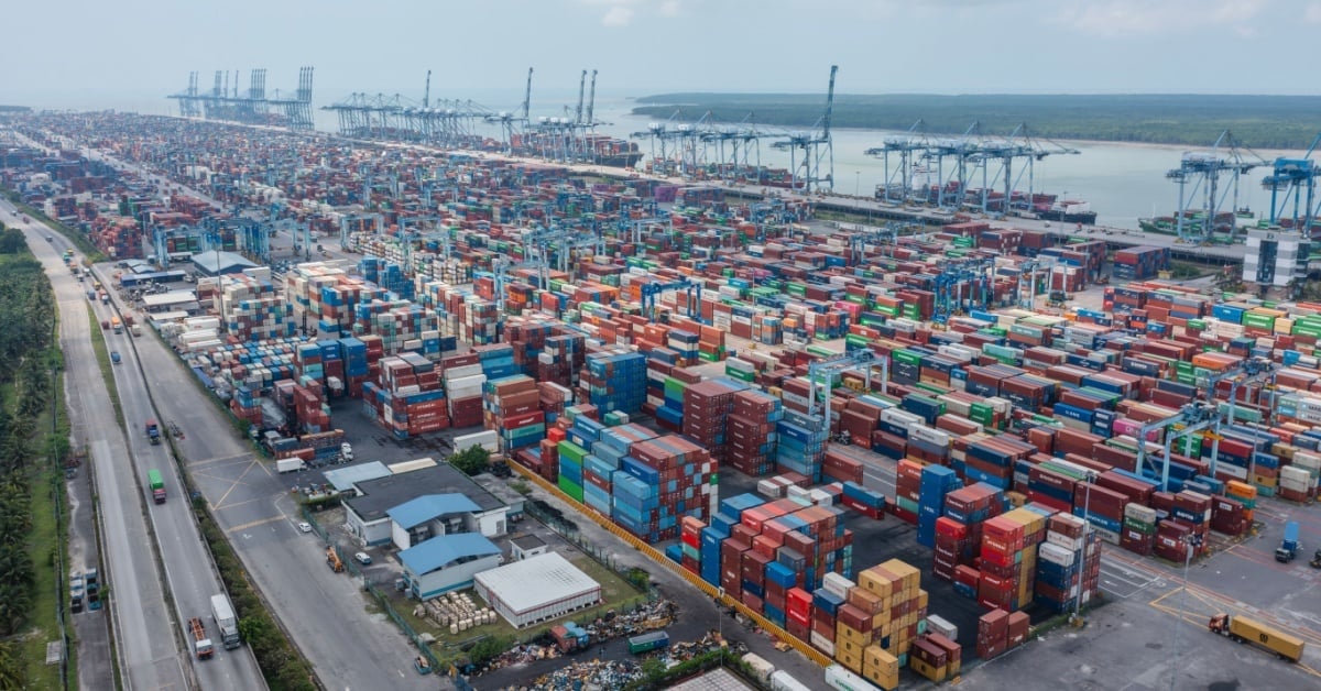 Port Klang in Malaysia is currently listed as one of the world's most congested ports. Image: Abdul Razak Latif / Shutterstock