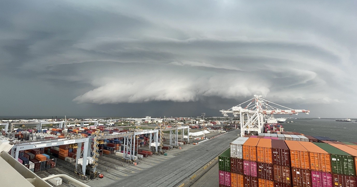 ATSB: Brisbane ships at storm’s mercy