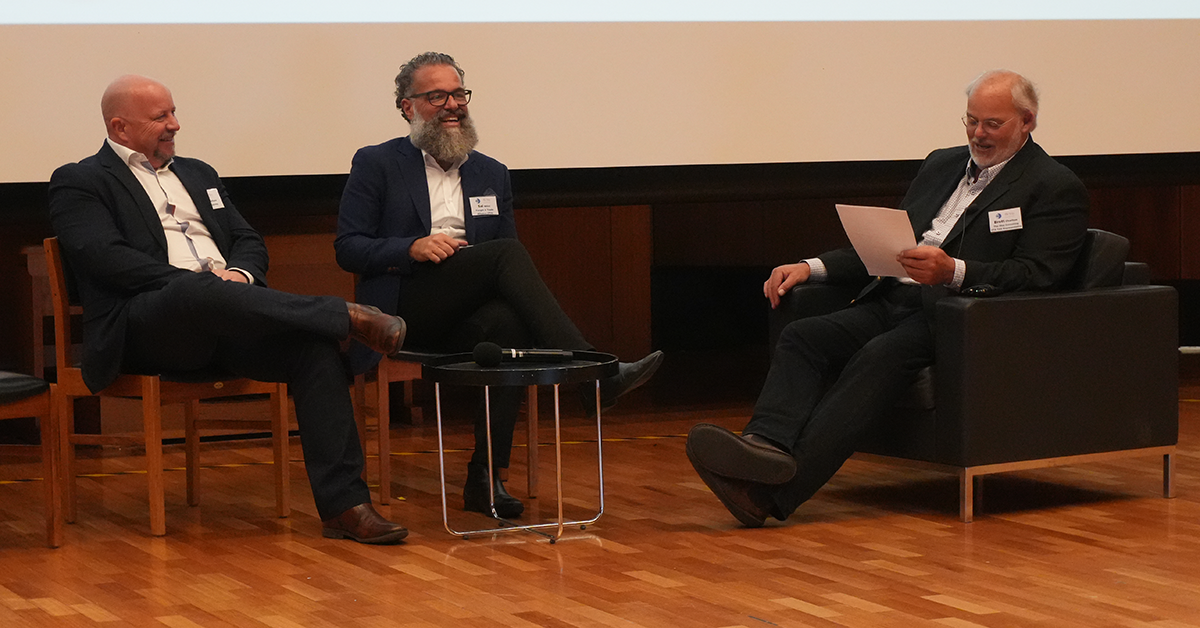 (L to R): Mark Parfuss - National Reefer Sales Executive, Cosco Shipping Lines; Sal Milici - Forum MC & FTA General Manager Trade Policy and Operations; Brett Charlton - FTA Tasmania representative and panel chair 