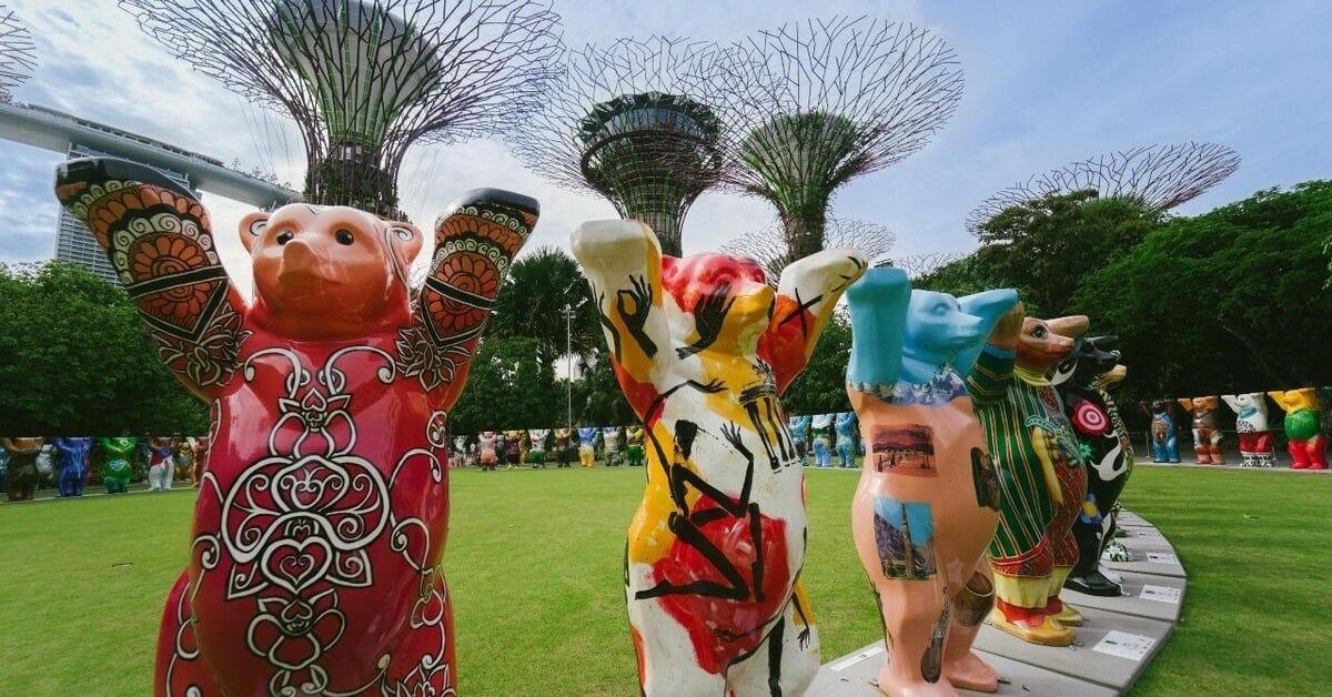 Baboons, bears and antelopes highlight unusual cargoes for DHL