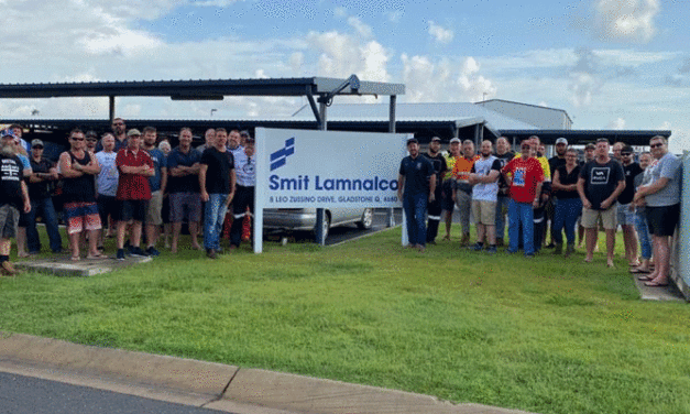 Smit and union at odds over contracting