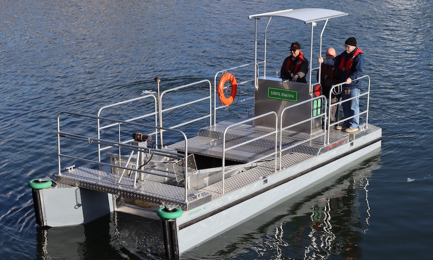 Fighting ocean plastic pollution with electric clean-up boats