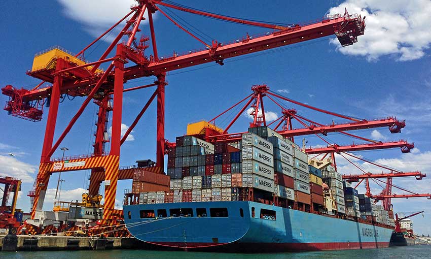 Melbourne December container trade down on previous year