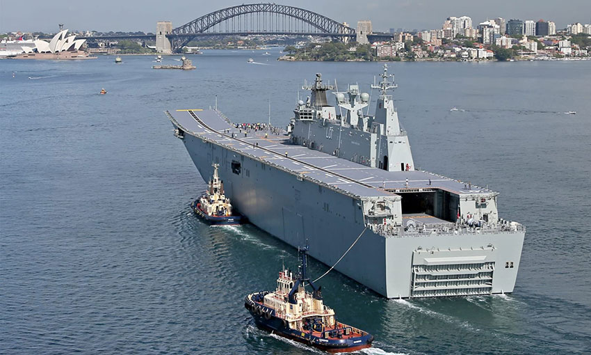 Royal Australian Navy awards towage contract to Svitzer