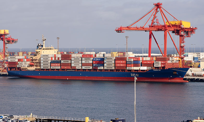 AMSA detains containership at Botany