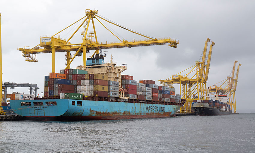 Container freight rate index still high despite decrease over past month
