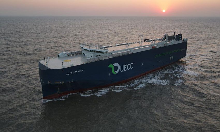 First dual-fuel LNG battery hybrid PCTC delivered