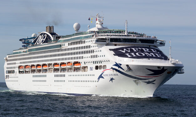 First cruise ship in more than two years visits Sydney