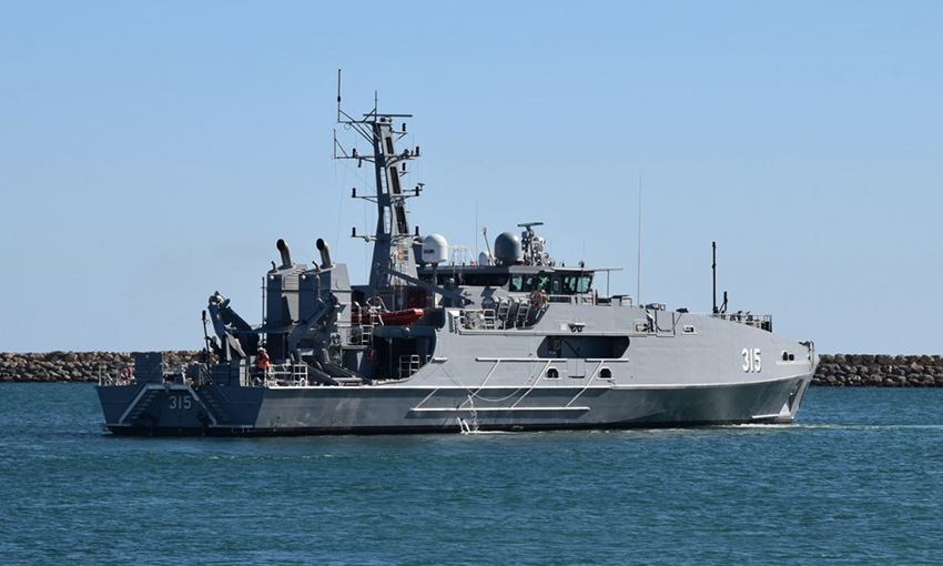 Australian shipbuilder delivers Navy boat