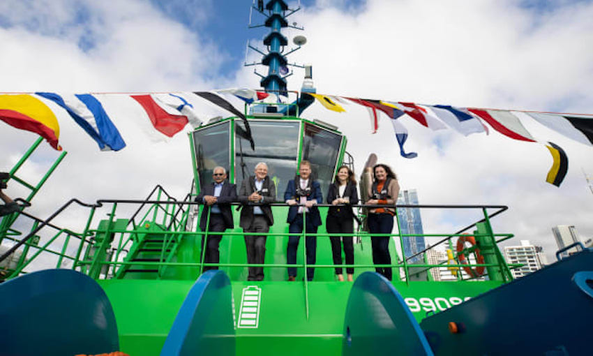 Ports of Auckland officially welcomes new electric tug