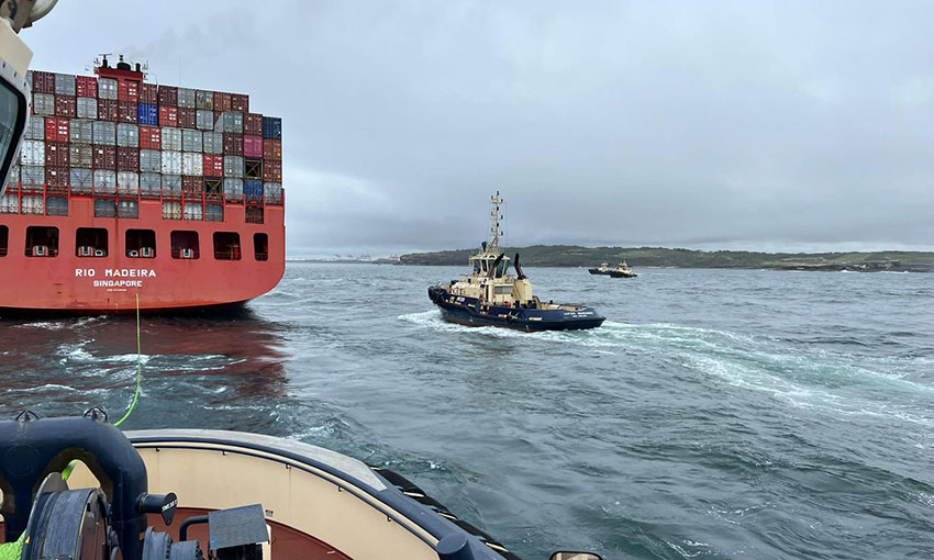 Containership loses power off NSW coast