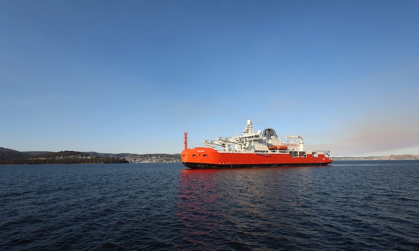 Nuyina returns to Hobart ahead of Antarctic voyage