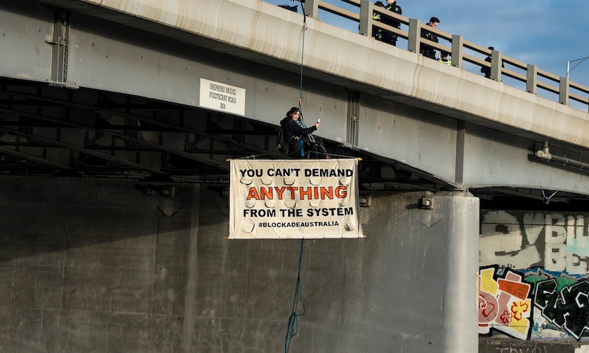 Protesters scale coal loader at Newcastle, abseil off bridge at Melbourne (UPDATED)