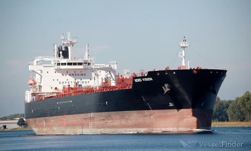 Tanker encounters engine trouble off Queensland