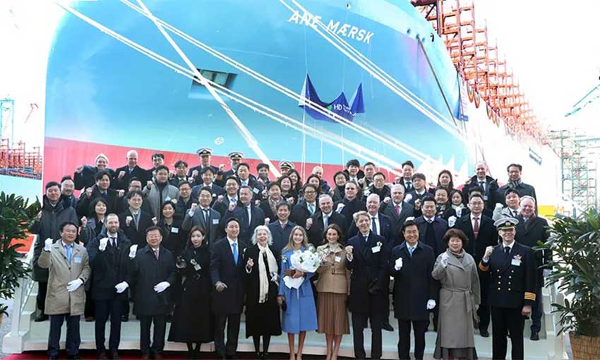 Maersk names first large methanol ship