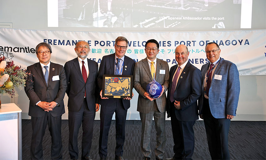 Ports continue to grow together